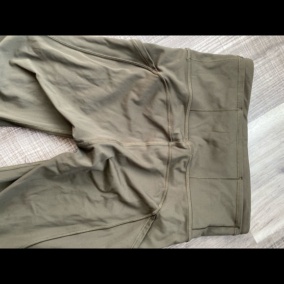 LULULEMON Fast and Free 25” Leggings - Picture 8 of 9